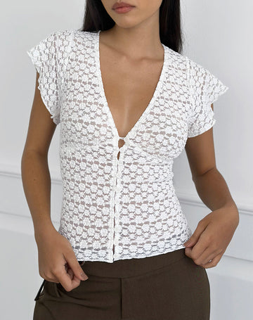 Yeslin V-Neck Button Up Top in Lace White